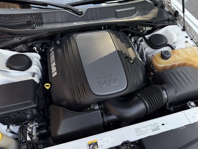 Used 2013 Dodge Challenger R/T Plus image 31