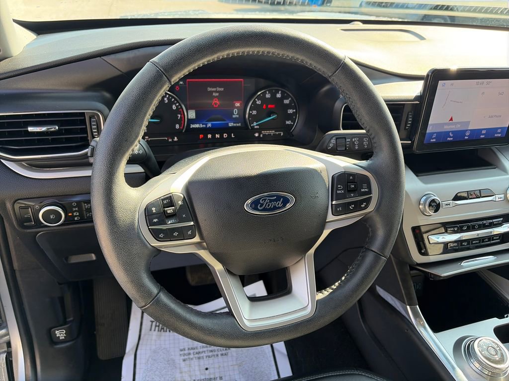 Used 2023 Ford Explorer XLT w/ Equipment Group 202A image 19