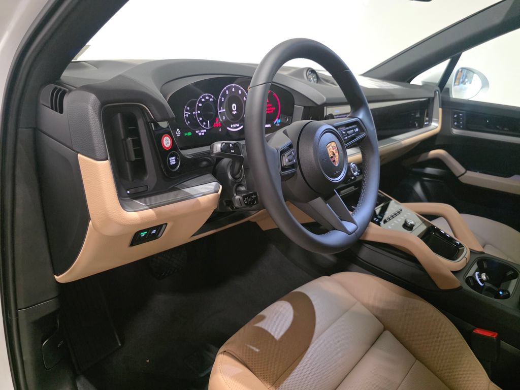 New 2026 Porsche Cayenne AWD/4WD image 4