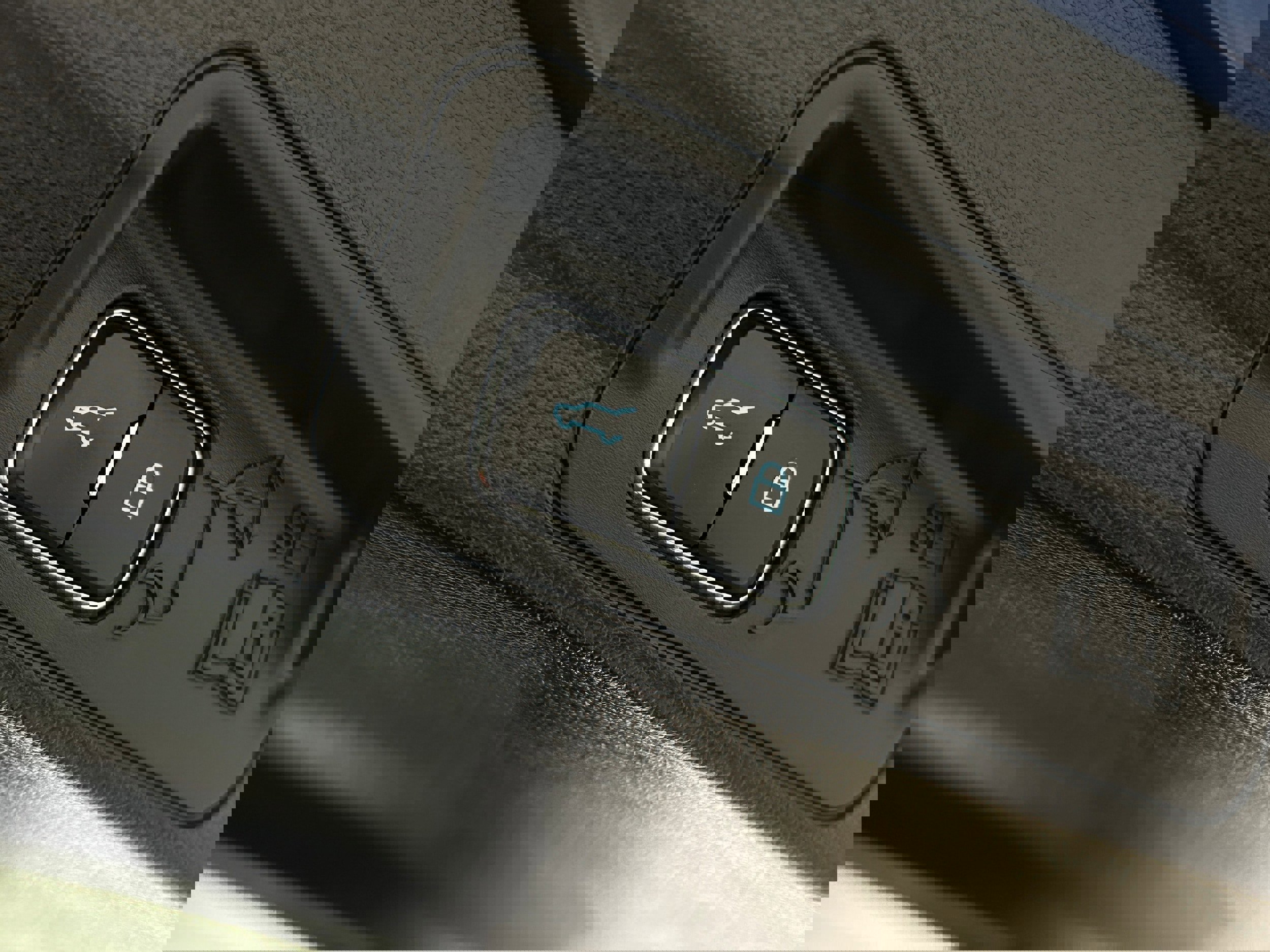 Used 2020 Ford Explorer ST w/ ST Street Pack image 39