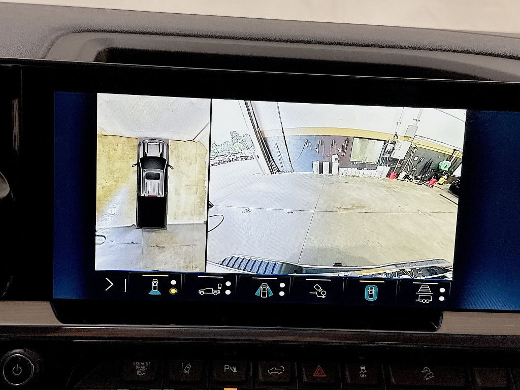 Used 2024 Chevrolet Silverado 3500 High Country w/ High Country Premium Package image 14