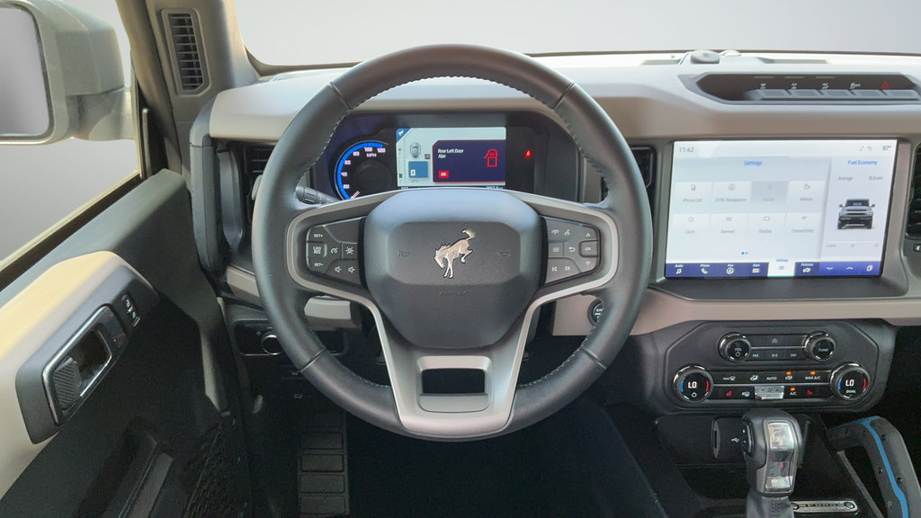 Used 2024 Ford Bronco Wildtrak AWD/4WD image 9