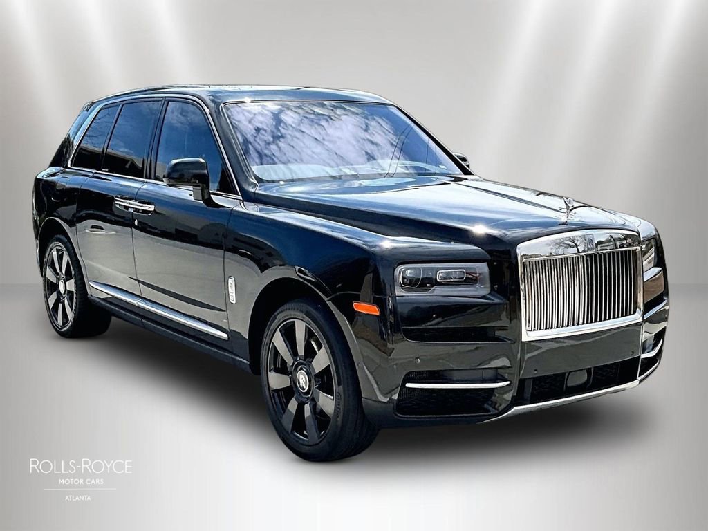 Used 2020 Rolls-Royce Cullinan image 2