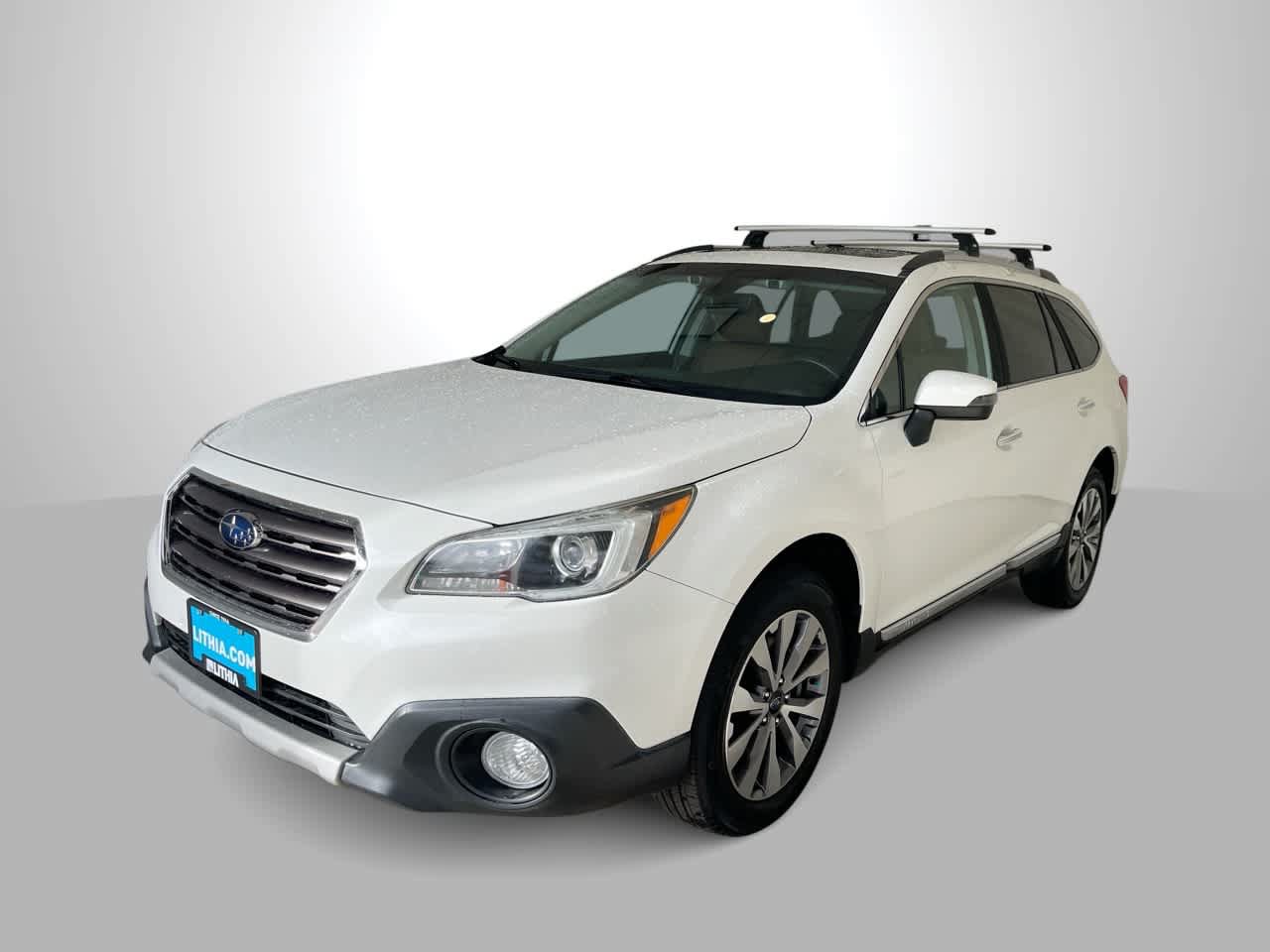 Used 2017 Subaru Outback 3.6R Touring AWD/4WD image 1