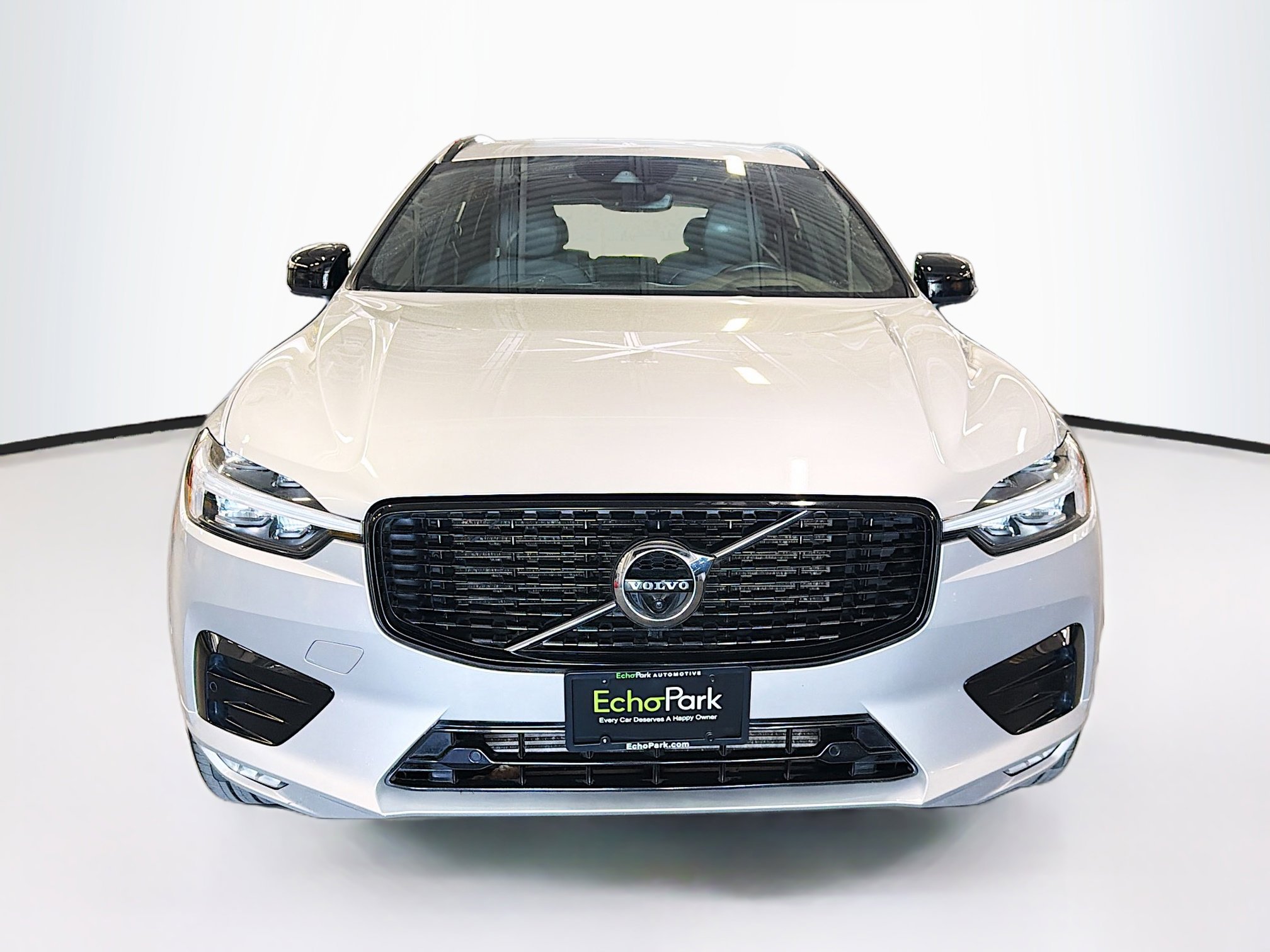 Used 2021 Volvo XC60 T6 R-Design w/ Advanced Package AWD/4WD image 2