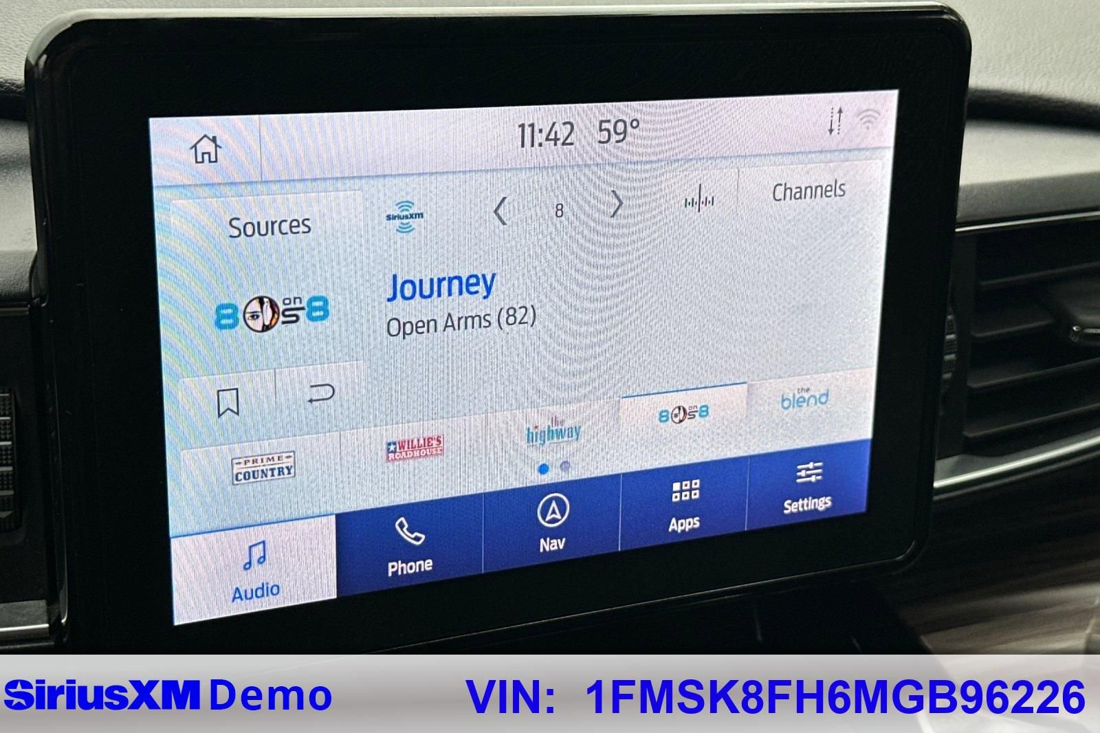 Used 2021 Ford Explorer Limited w/ Equipment Group 301A image 30