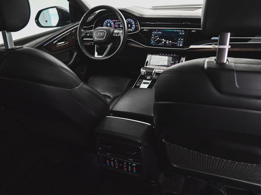 Used 2020 Audi Q8 Prestige AWD/4WD image 38