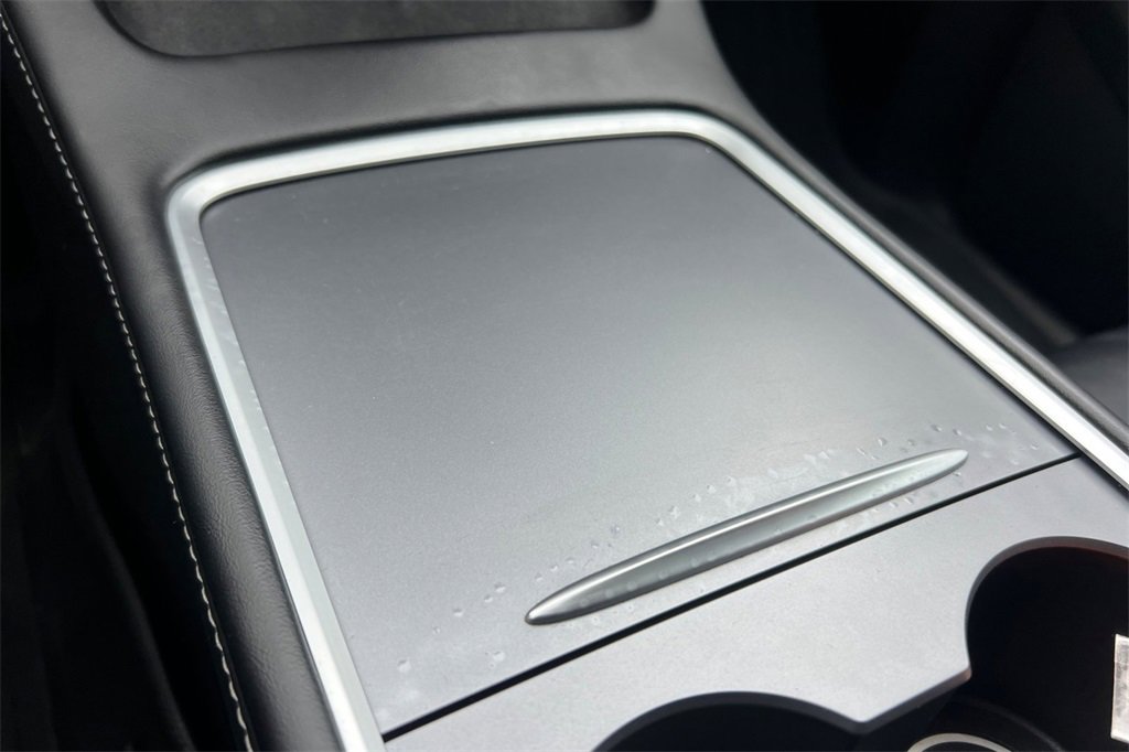 Used 2023 Tesla Model Y Performance image 30