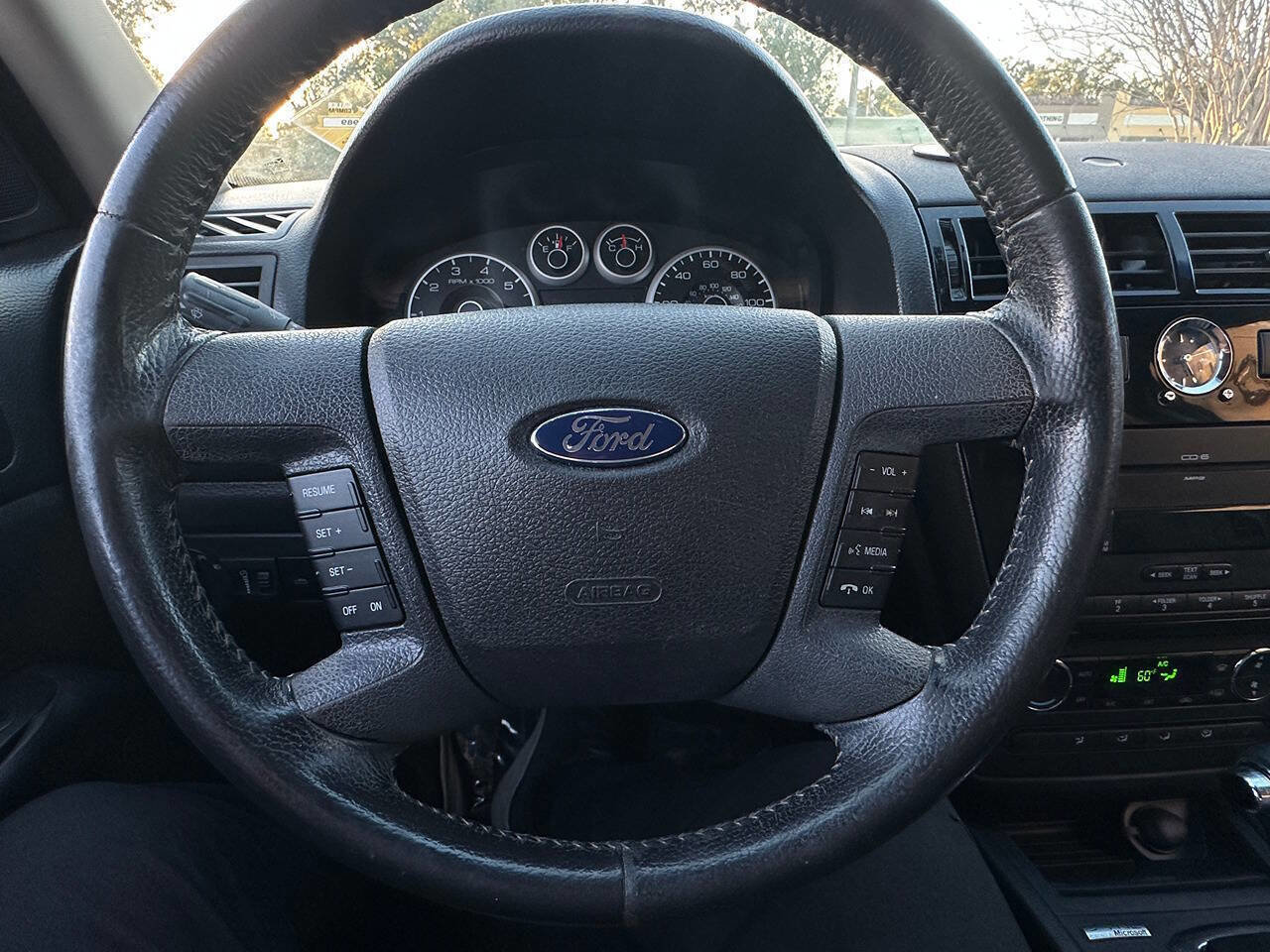 Used 2009 Ford Fusion SEL FWD image 17