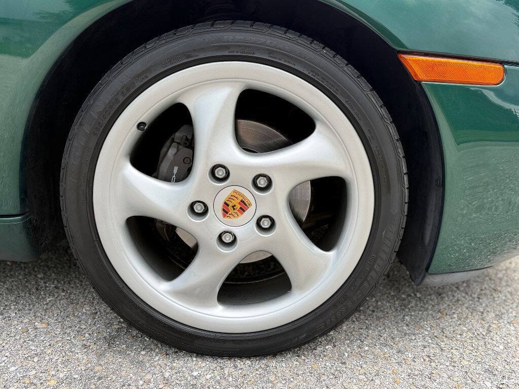 Used 2001 Porsche Boxster RWD image 48