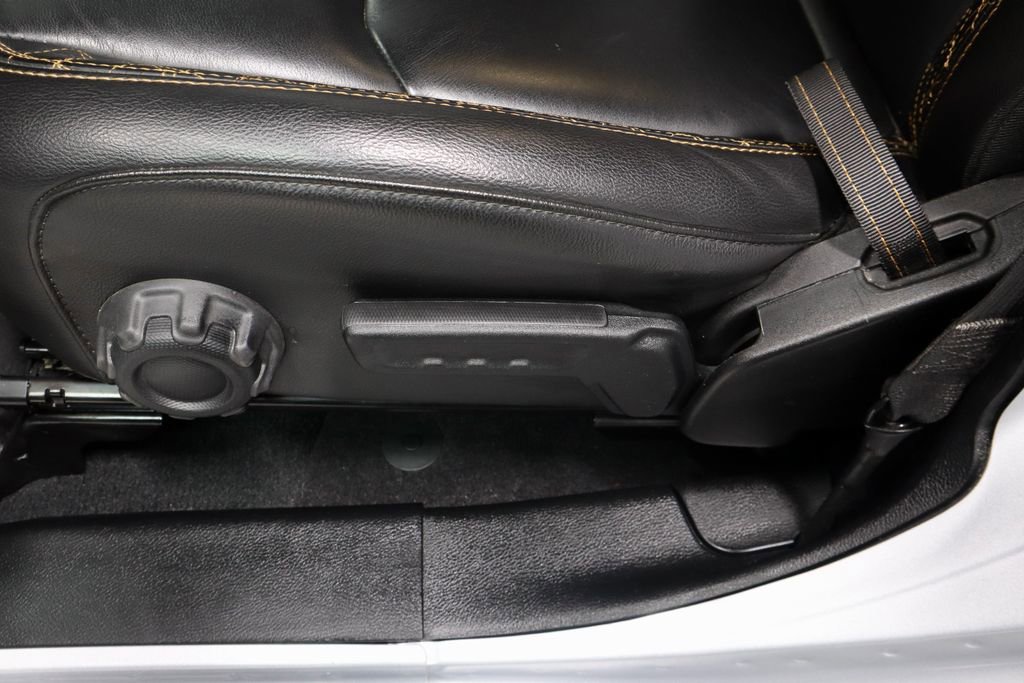 Used 2023 Jeep Wrangler Unlimited Sahara AWD/4WD image 25
