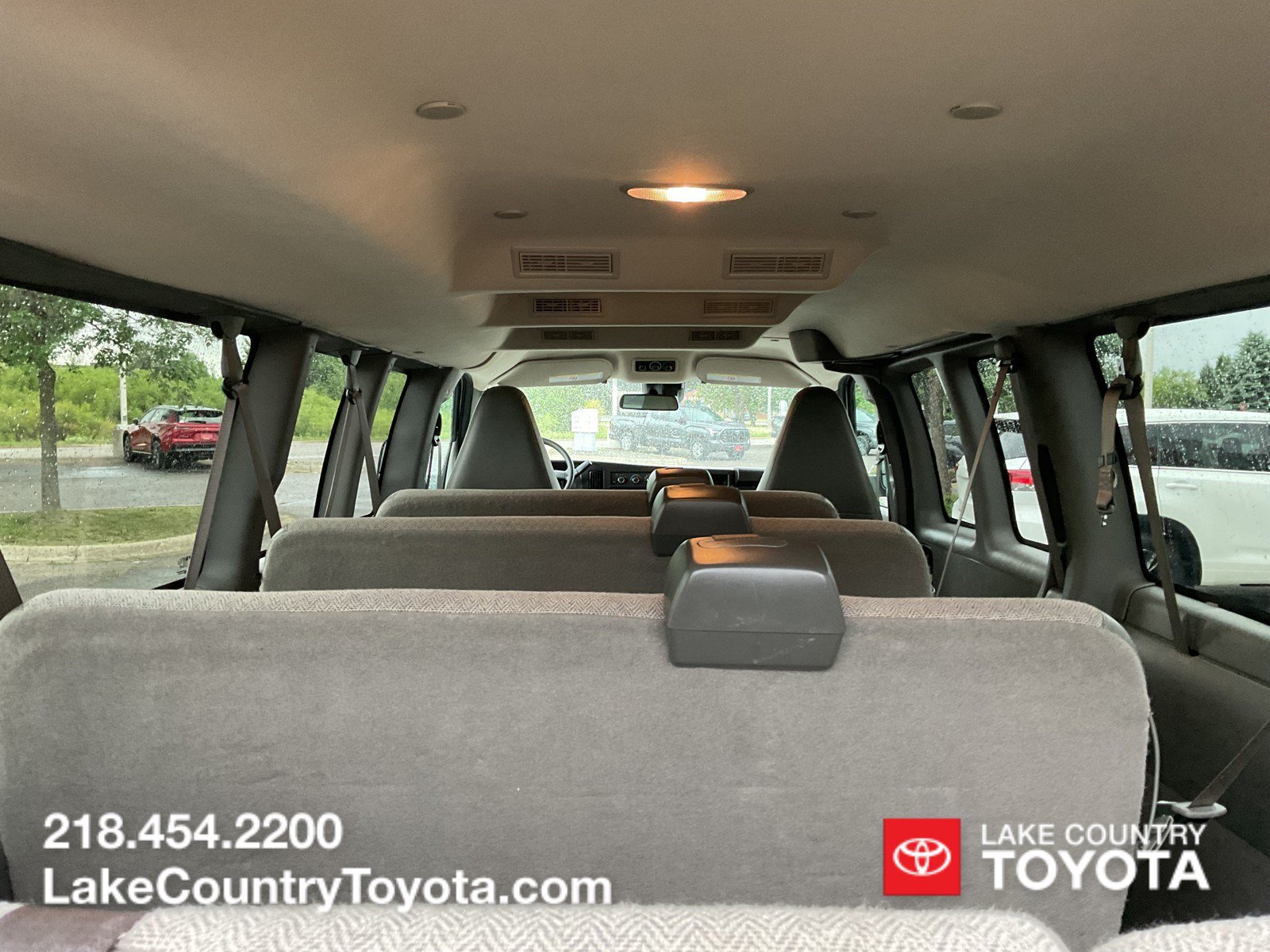 Used 2025 Chevrolet Express 3500 LT w/ LT Preferred Equipment Group RWD image 12