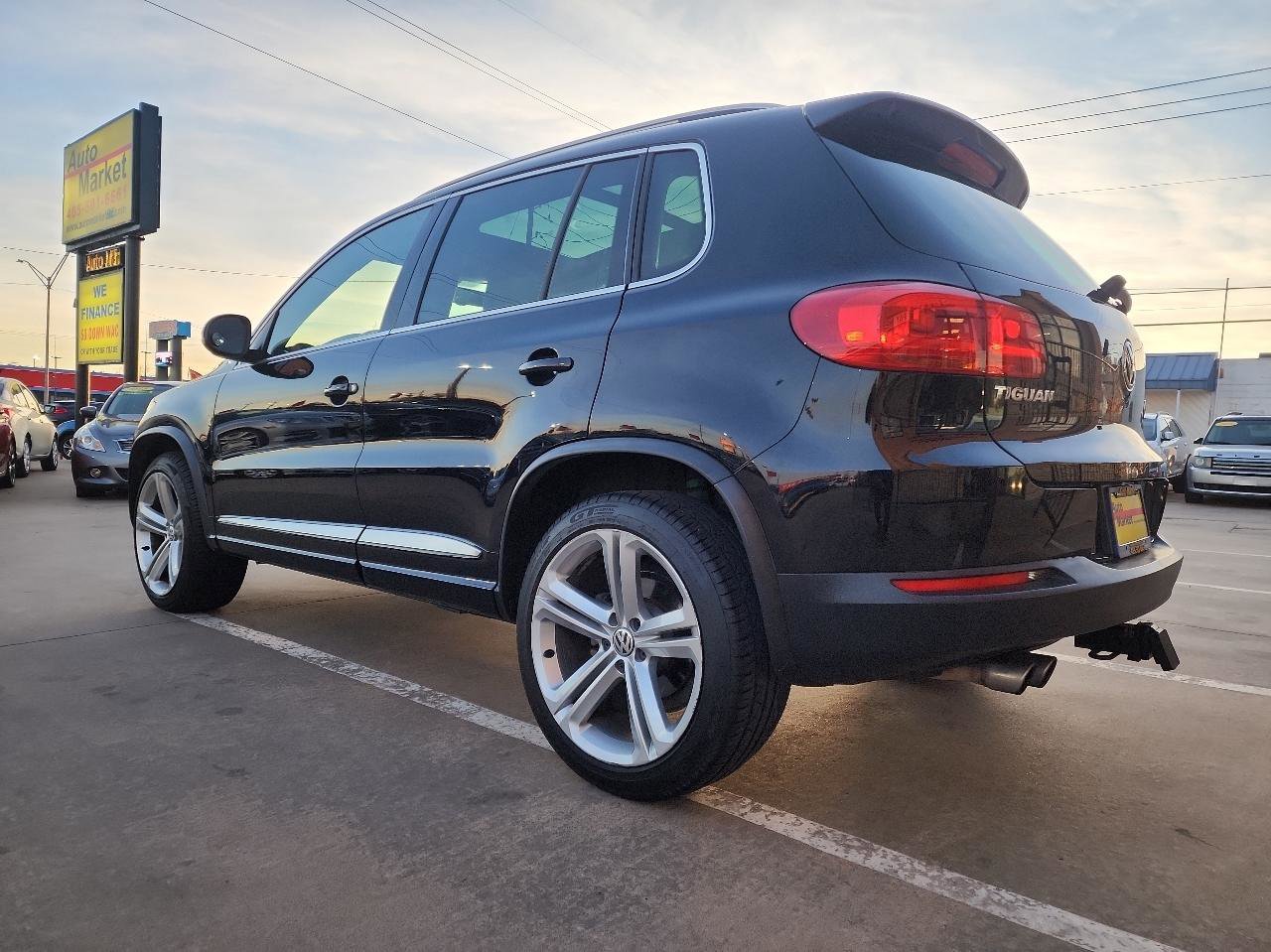 Used 2014 Volkswagen Tiguan R-Line image 7