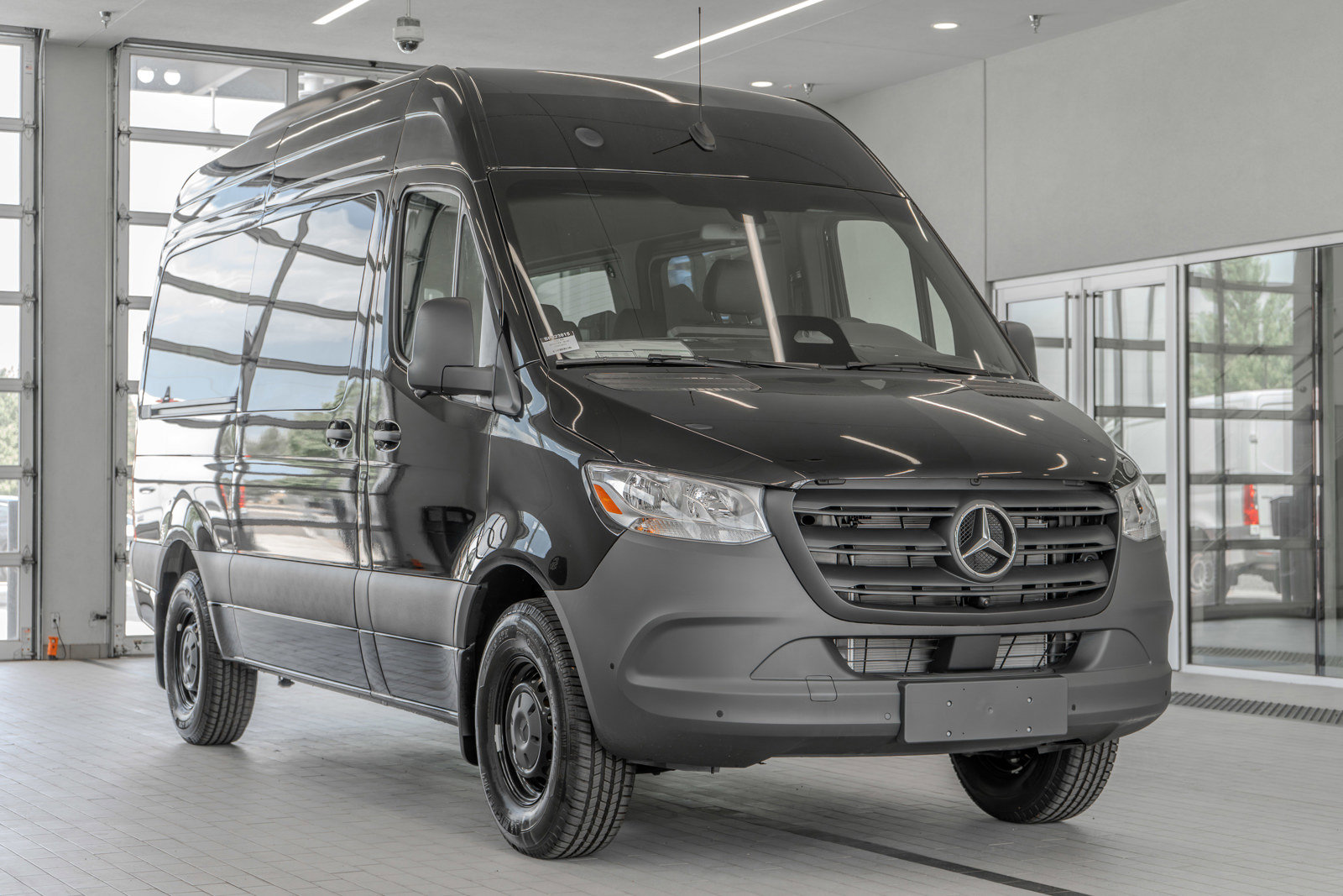 New 2025 Mercedes-Benz Sprinter 2500 image 21