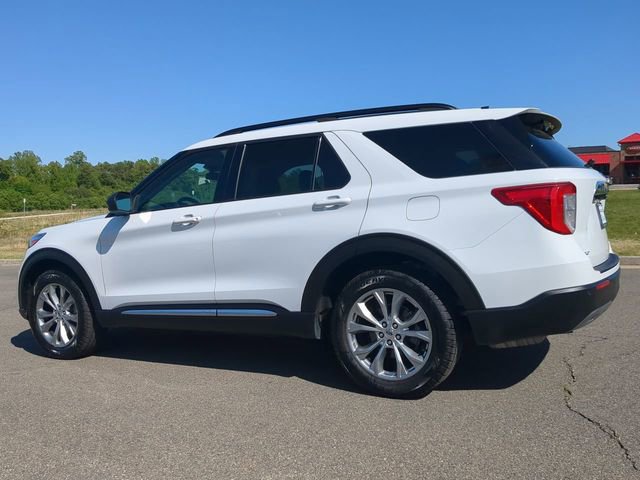 Used 2021 Ford Explorer XLT w/ Equipment Group 202A AWD/4WD image 6