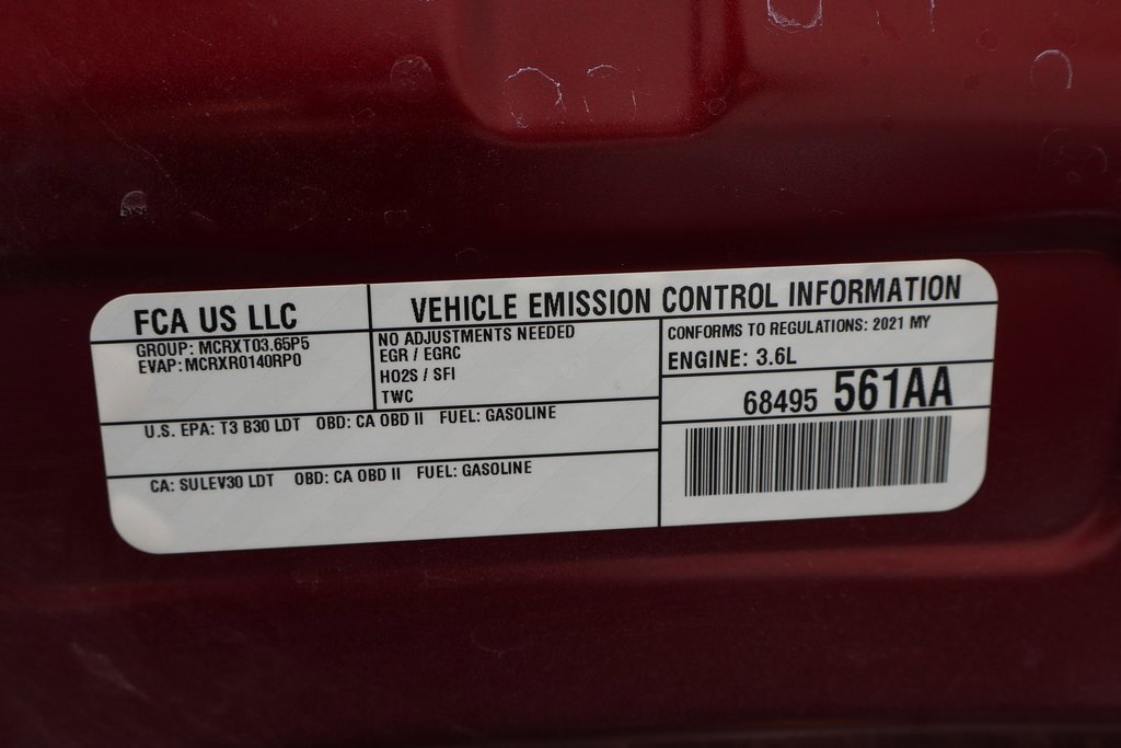 Used 2021 Chrysler Pacifica Touring-L w/ Uconnect Theater Family Group image 12