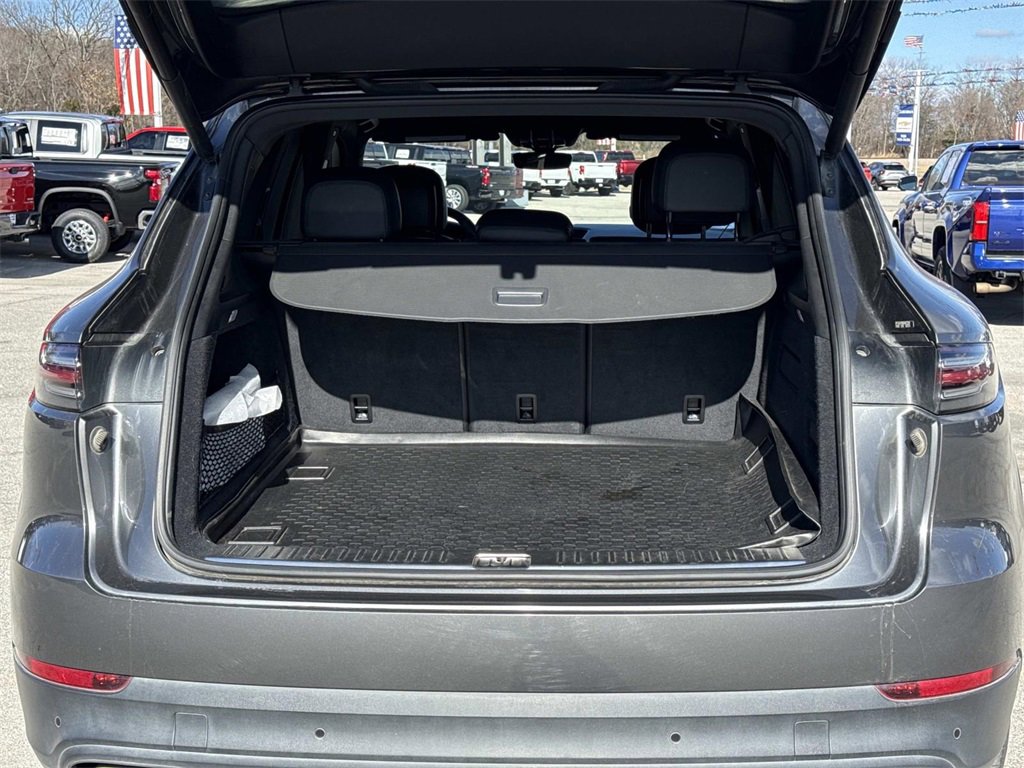 Used 2019 Porsche Cayenne image 5