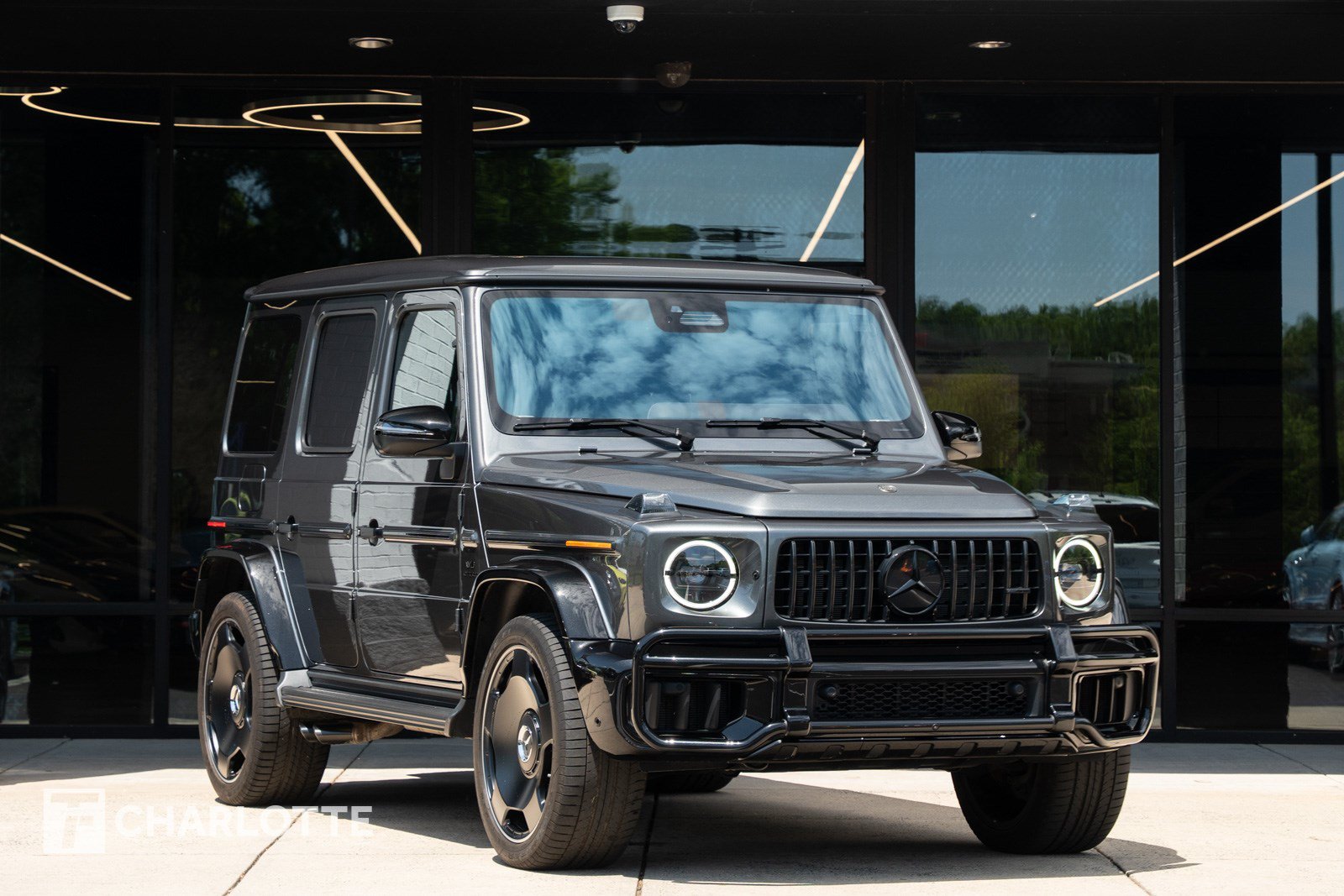 Used 2025 Mercedes-Benz G 63 AMG 4MATIC image 2