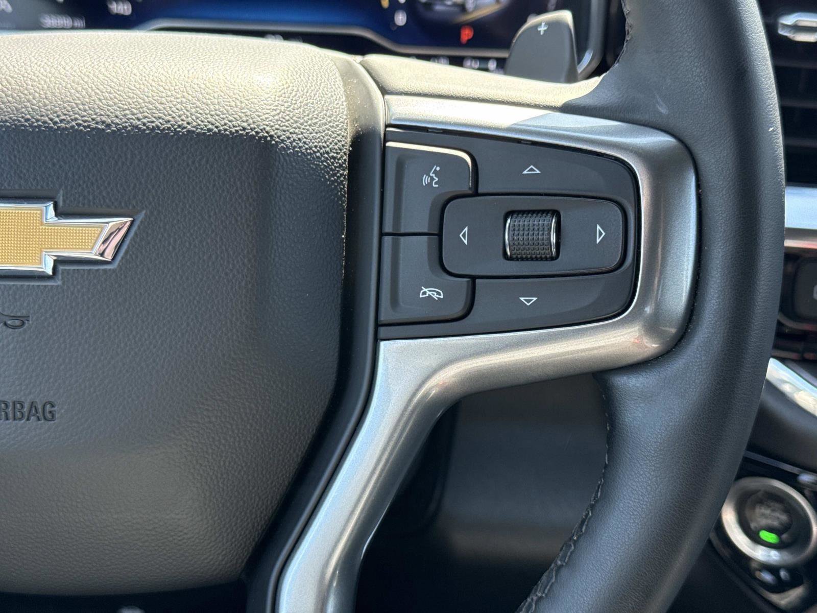 Used 2023 Chevrolet Silverado 1500 LTZ image 7