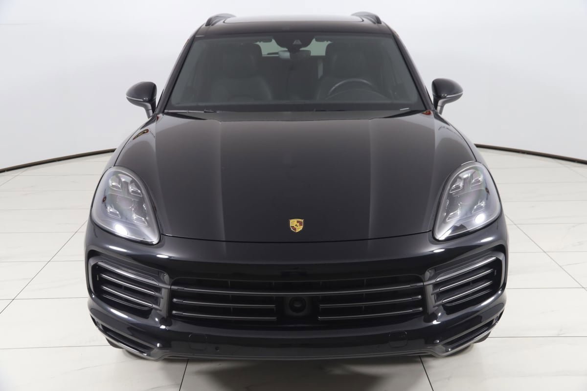Used 2022 Porsche Cayenne AWD/4WD image 61