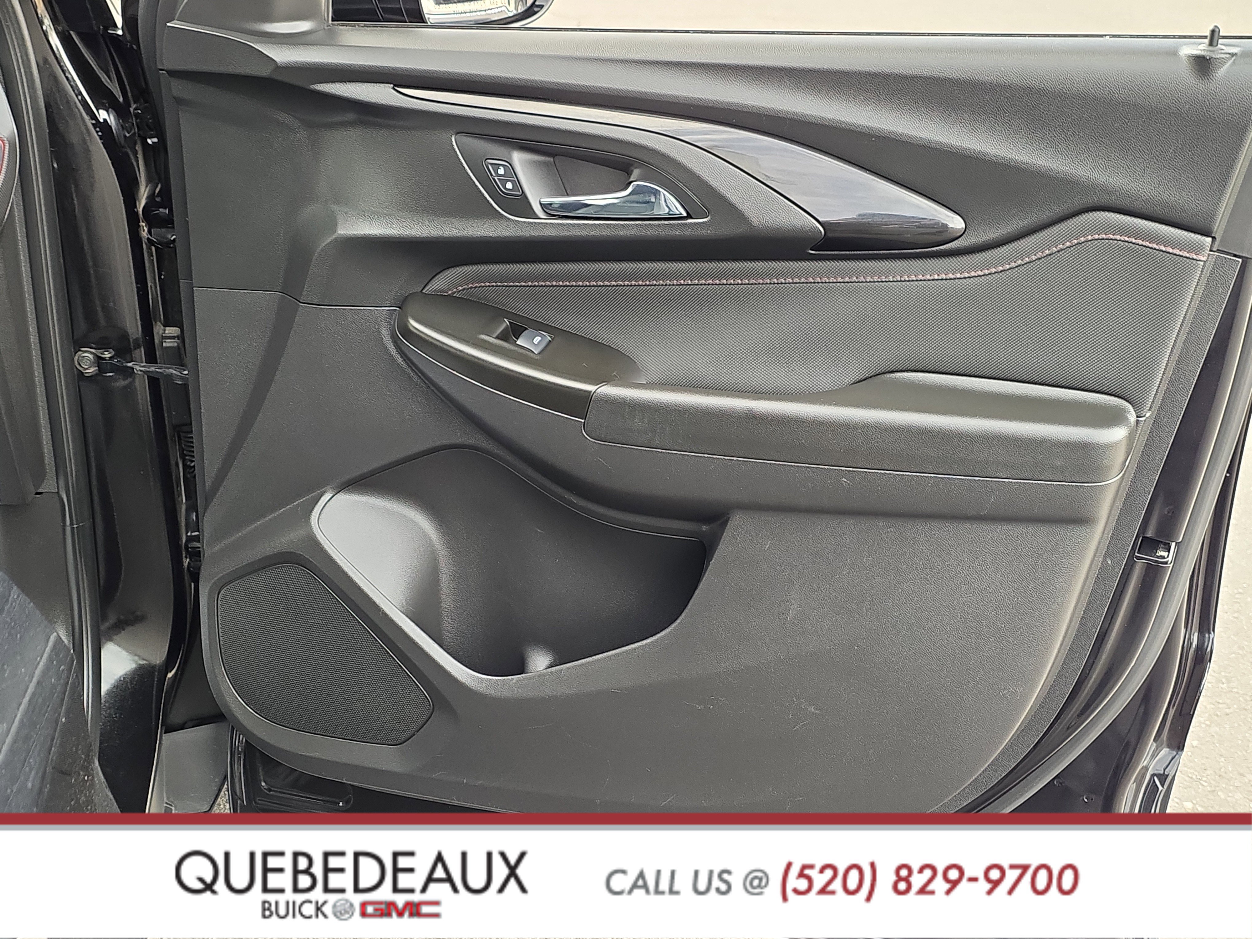 Used 2021 Chevrolet TrailBlazer RS w/ Sun and Liftgate Package FWD image 31