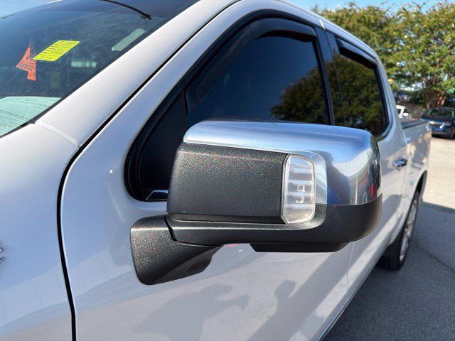 Used 2022 Chevrolet Silverado 1500 High Country w/ High Country Premium Package AWD/4WD image 16