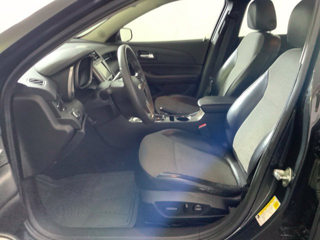 Used 2015 Chevrolet Malibu LT w/ Power Convenience Package FWD image 14