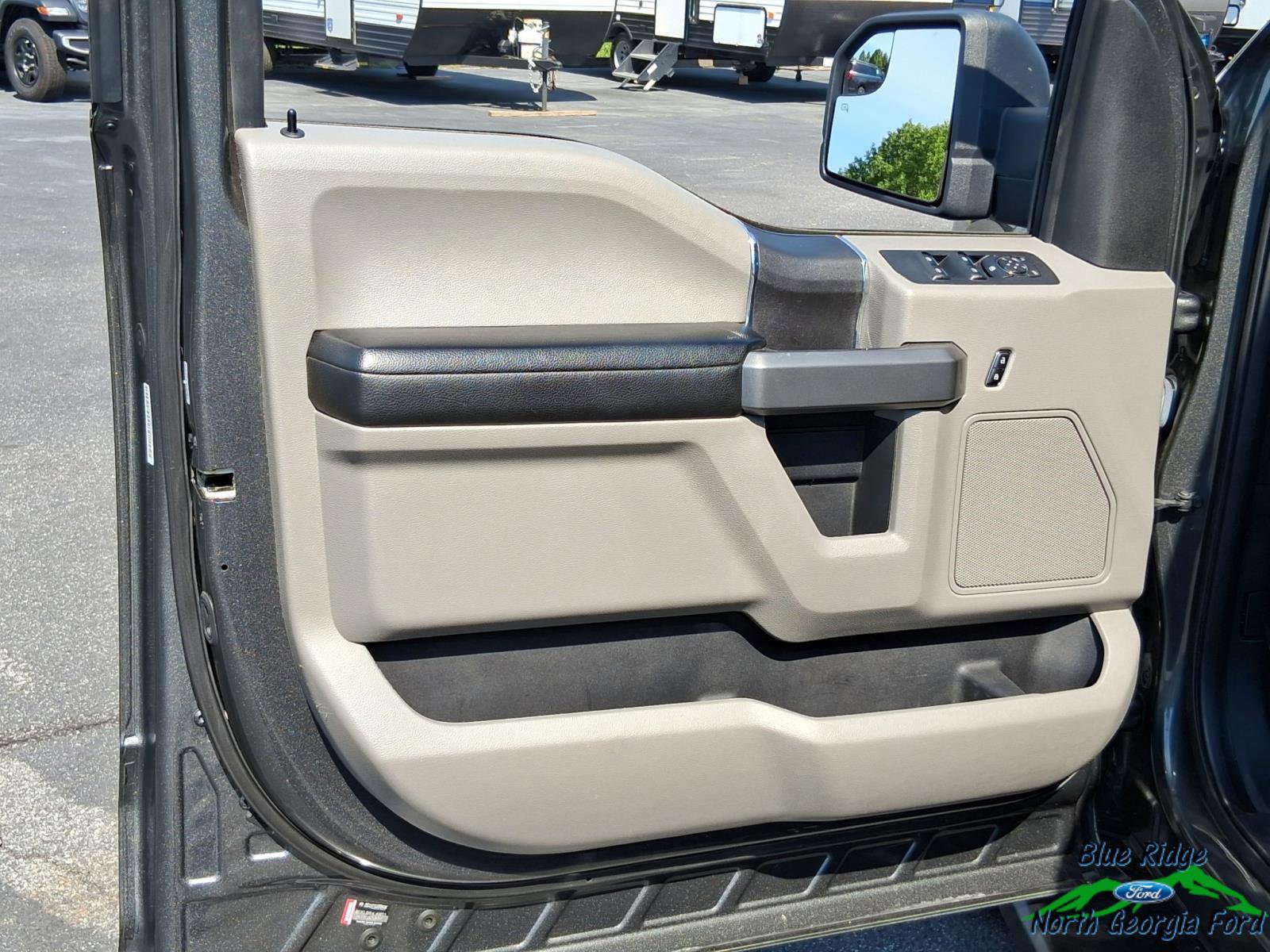 Used 2019 Ford F150 XLT w/ Equipment Group 301A Mid AWD/4WD image 10
