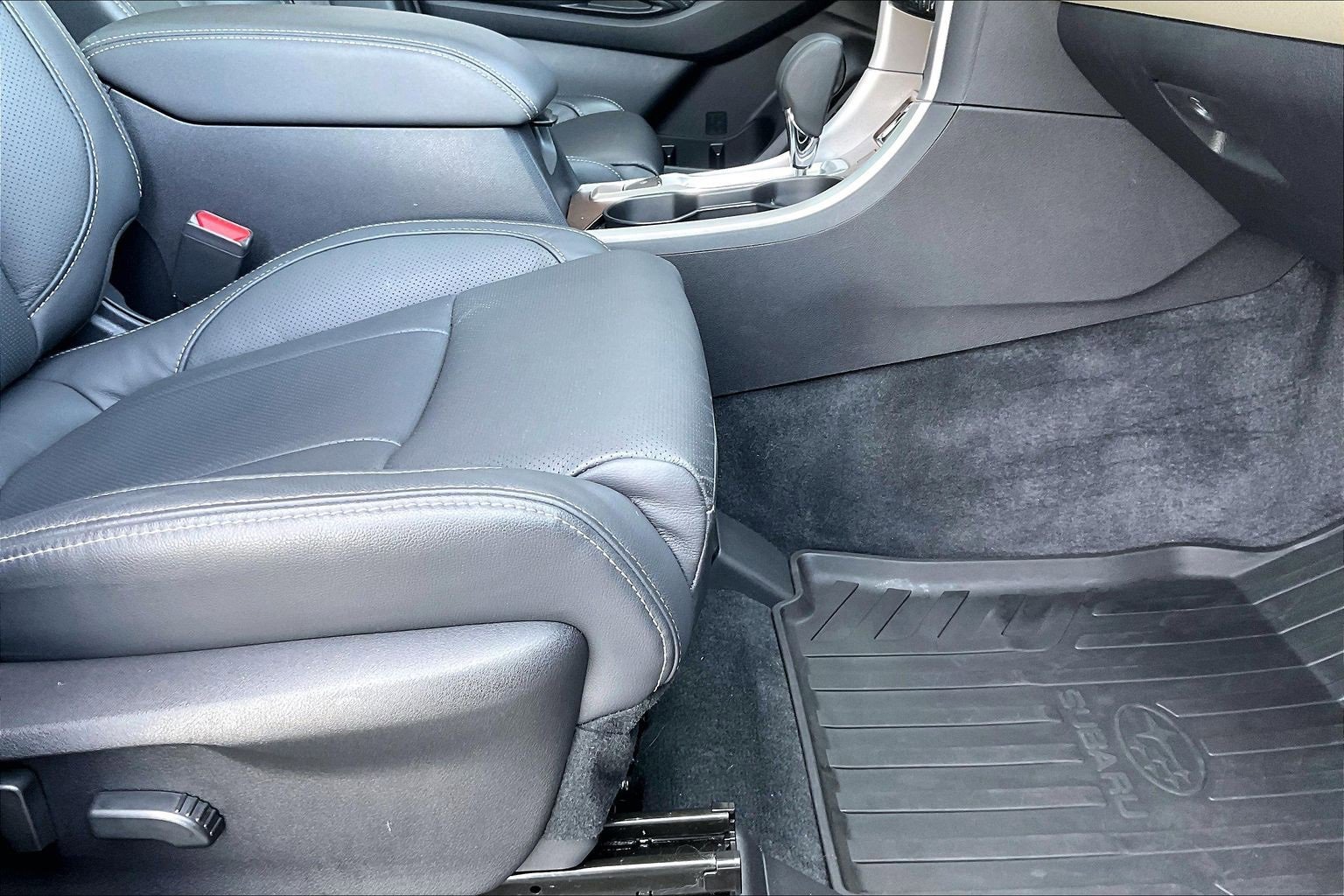 Used 2022 Subaru Ascent Touring image 23