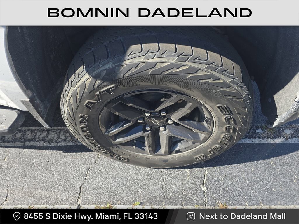 Used 2019 Chevrolet Silverado 1500 Custom Trail Boss w/ Custom Convenience Package image 15