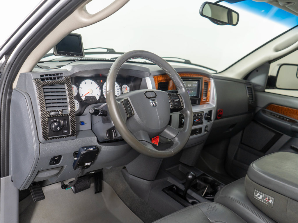 Used 2006 Dodge Ram 2500 Truck Laramie w/ Trailer Tow Group AWD/4WD image 14