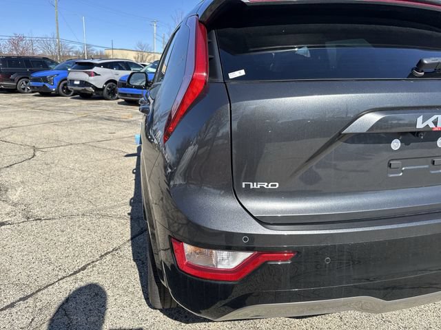 New 2025 Kia Niro Wind w/ Wind Preserve Package FWD image 30
