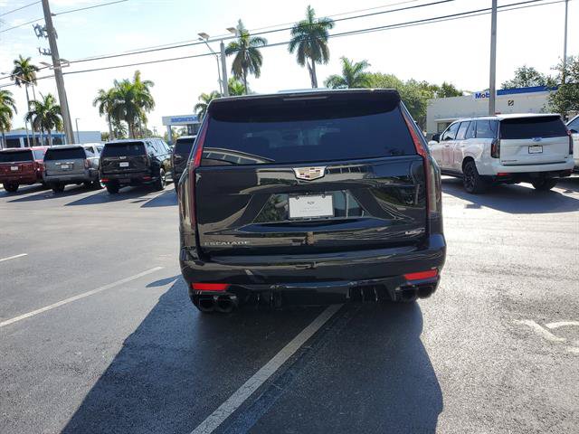 Certified 2023 Cadillac Escalade V AWD/4WD image 22