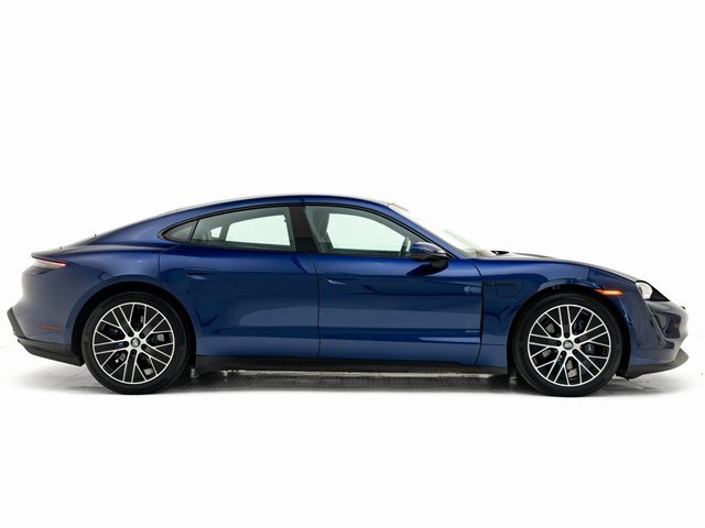 Used 2024 Porsche Taycan image 30