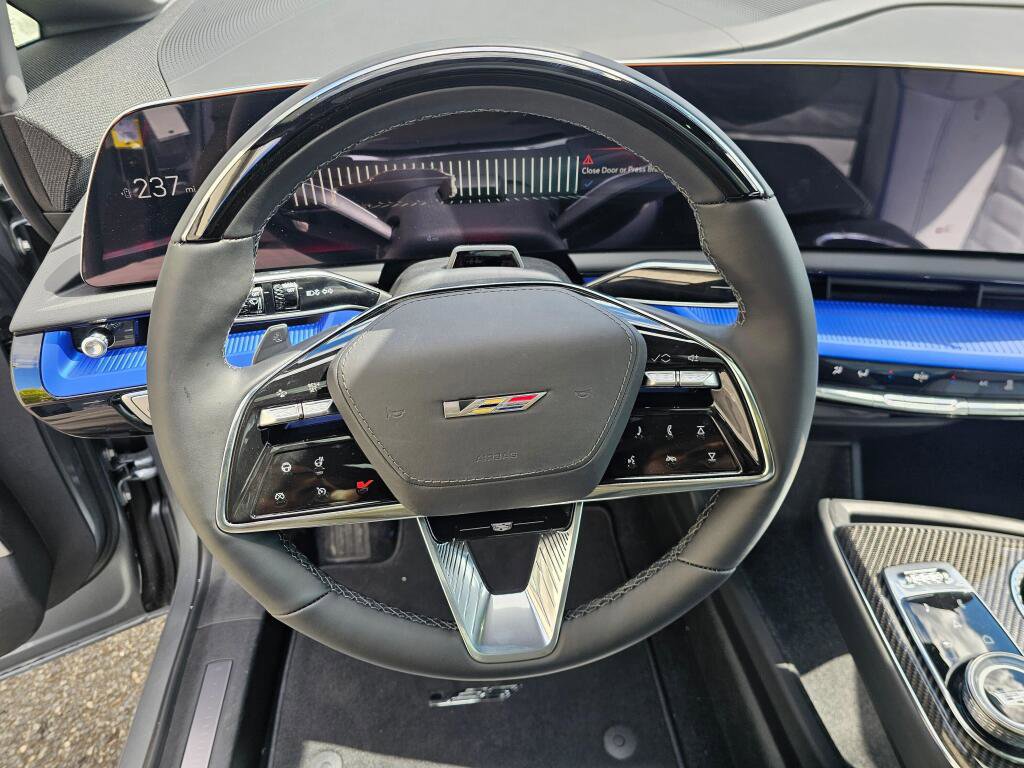 New 2026 Cadillac Optiq V AWD/4WD image 27