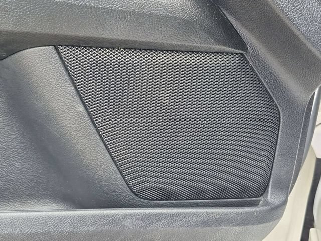 Used 2017 Ford Fusion SE FWD image 21