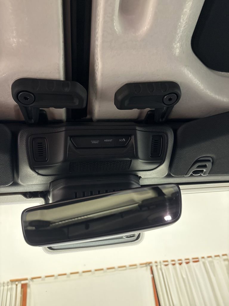Used 2024 Jeep Wrangler High Altitude image 15