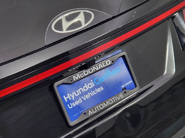 Certified 2022 Hyundai Tucson Limited w/ Cargo Package AWD/4WD image 9