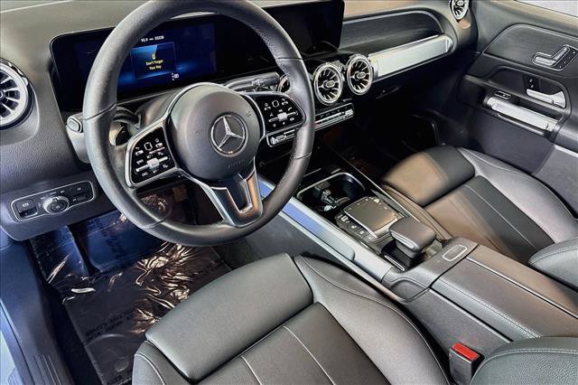 Used 2023 Mercedes-Benz EQB 300 4MATIC image 9
