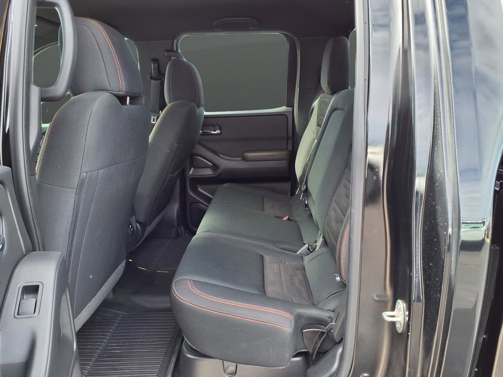 Used 2023 Nissan Frontier PRO-4X w/ Pro Convenience Package image 18