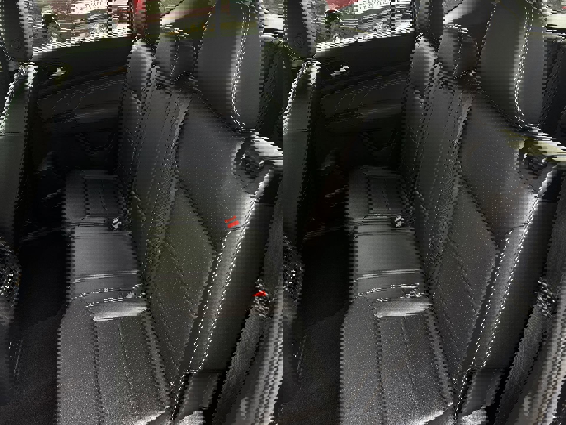 Used 2021 Volkswagen Atlas SE image 24