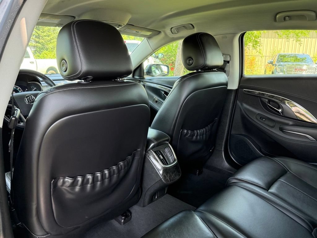Used 2016 Buick LaCrosse Leather w/ Experience Buick Package FWD image 17