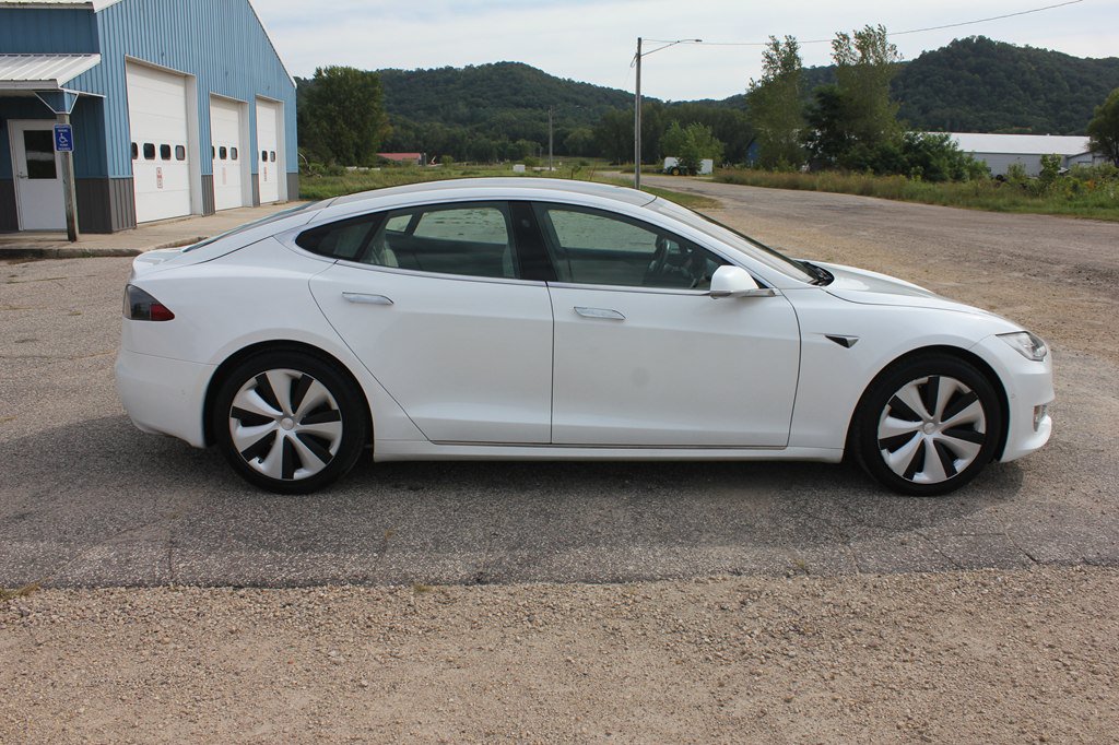 Used 2021 Tesla Model S Long Range Plus AWD/4WD image 4