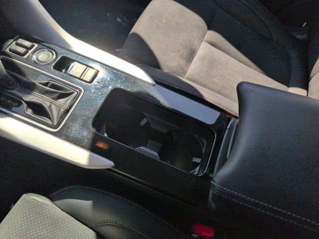 Used 2025 Mitsubishi Eclipse Cross SE AWD/4WD image 23