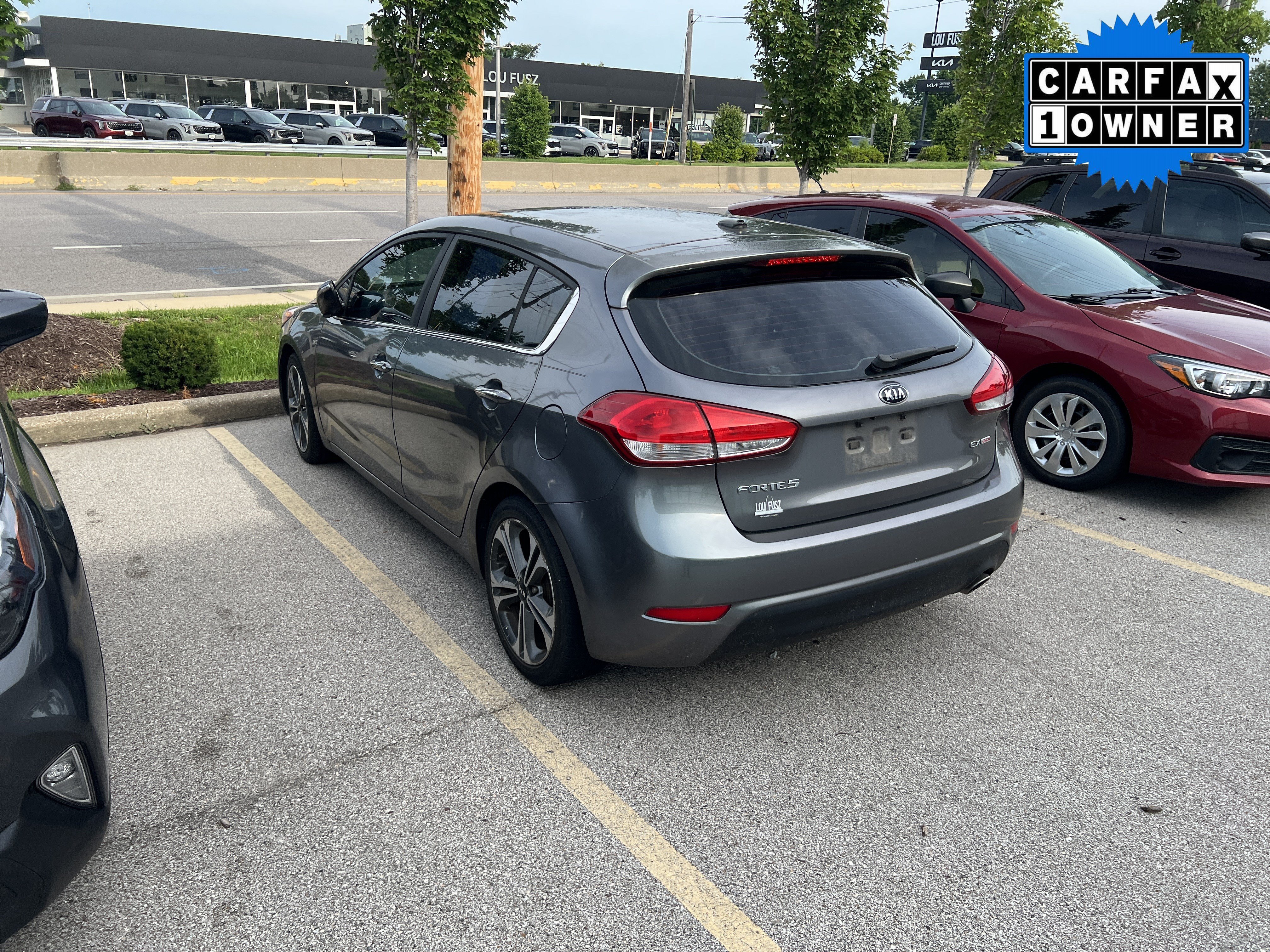 Used 2016 Kia Forte EX FWD image 3