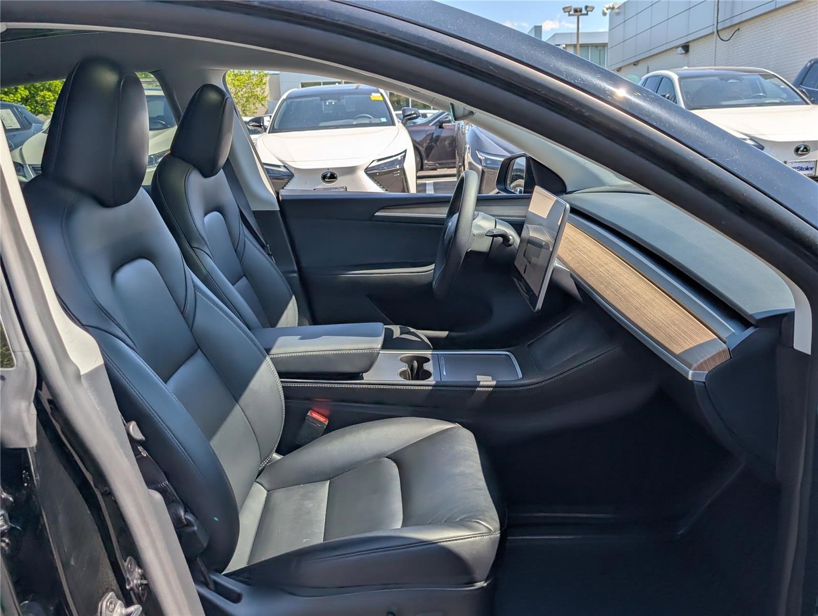Used 2024 Tesla Model Y Long Range AWD/4WD image 10