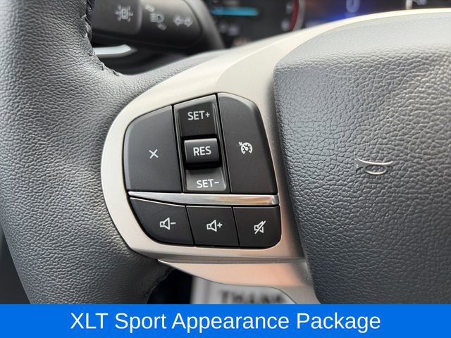Used 2024 Ford Explorer XLT w/ Equipment Group 202A AWD/4WD image 16