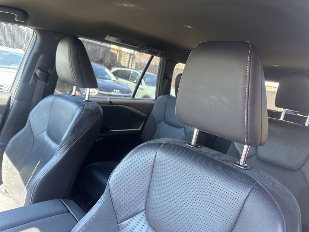 Used 2024 Lexus TX 550h AWD Plug-In Hybrid w/ Technology Package image 13