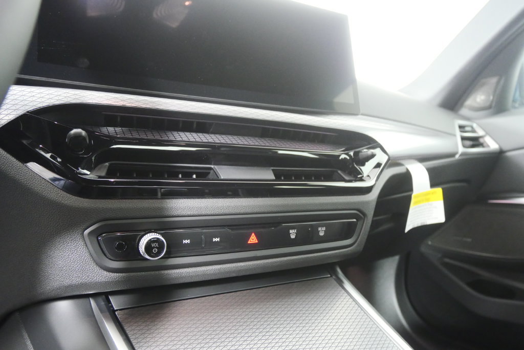 New 2026 BMW 330i Sedan w/ Premium Package RWD image 21