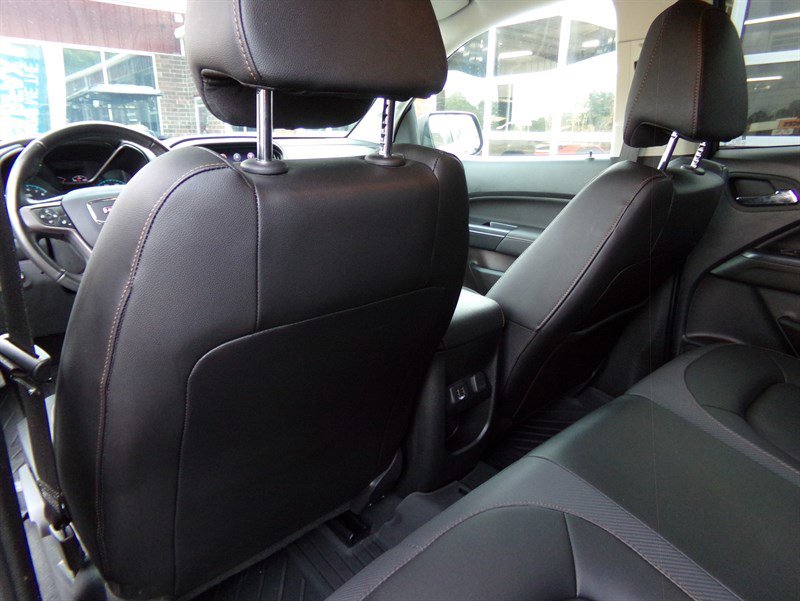 Used 2022 GMC Canyon AT4 image 44